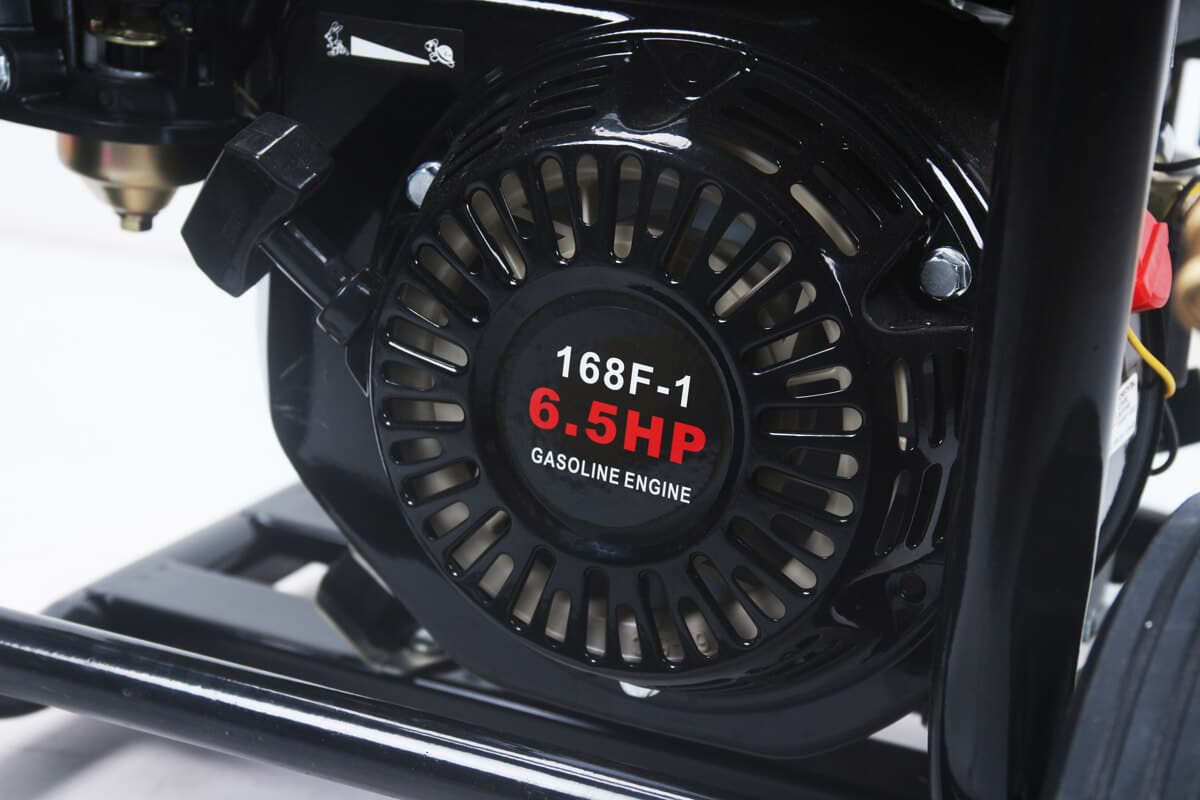 bison-7hp-petro-nettoyeur-haute-pression-210cc-detail-4