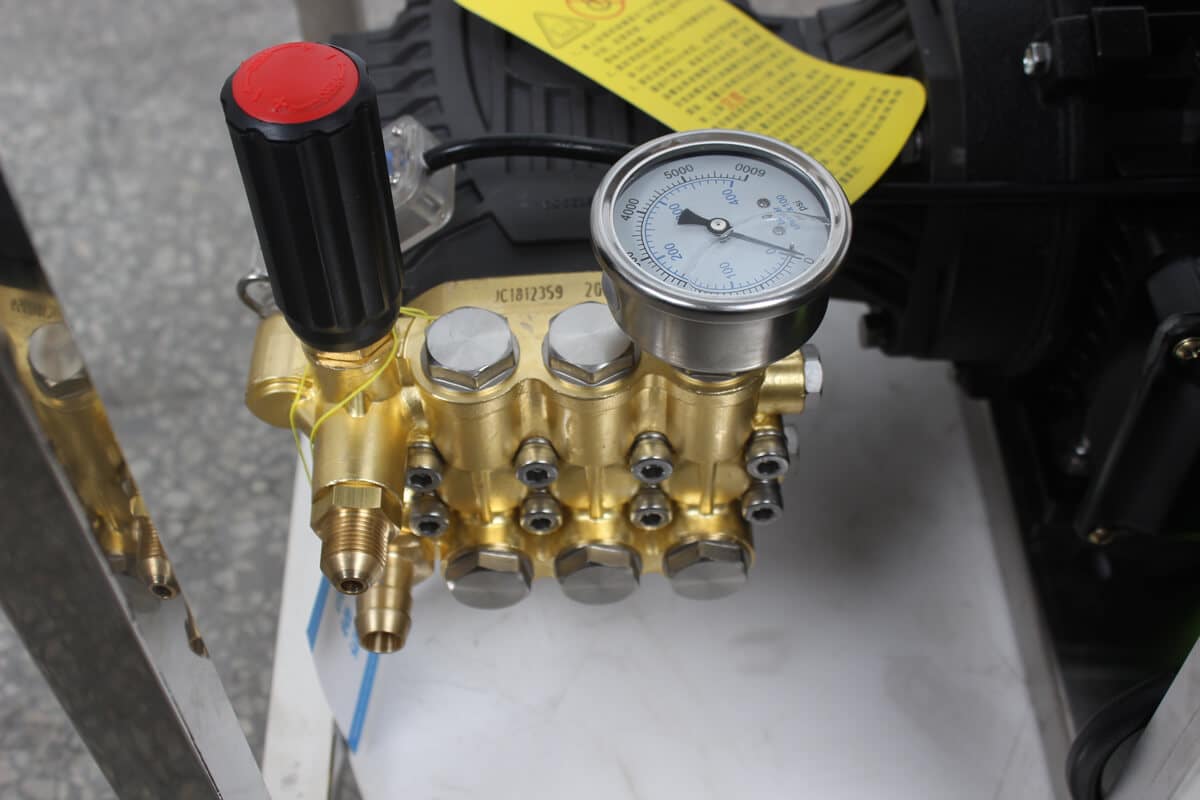 electric-pressure-washer-2030psi-3.4gpm-detail-6
